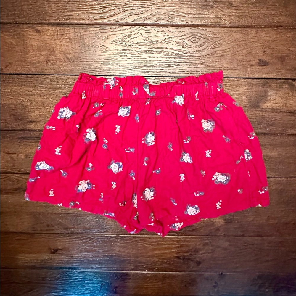 Hollister Ultra High-rise Red Floral Shorts